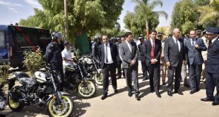 رئيس مجلس جهة الشرق يسلم العشرات من الدراجات النارية لفائدة ولاية أمن وجدة